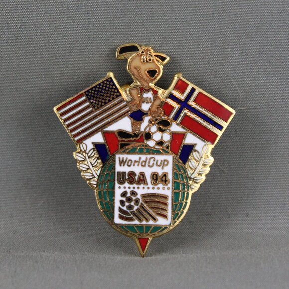 1994 Soccer World Cup Pin - Team Norway Dual Flag by Peter David - Metal Pin - Picture 3 of 3